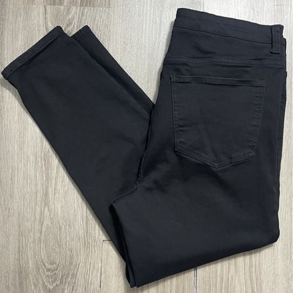 Universal Standard Black High Rise Women Jeans - Picture 8 of 8